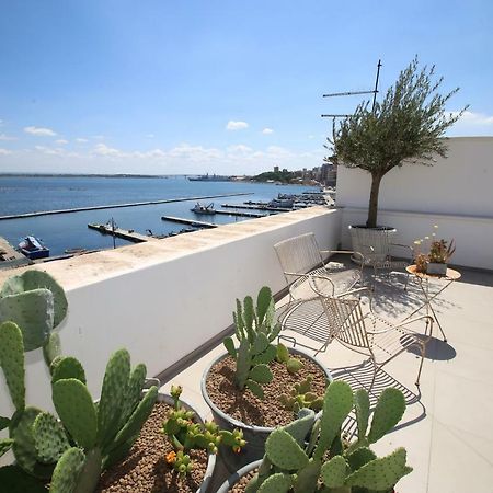 Don Alfredo Bed & Breakfast Taranto Bagian luar foto