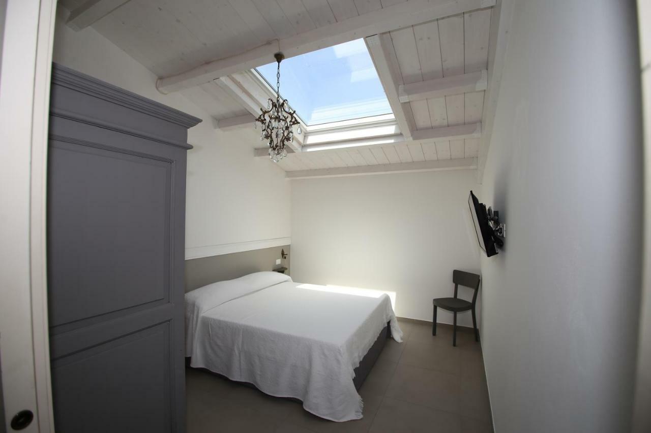 Don Alfredo Bed & Breakfast Taranto Bagian luar foto