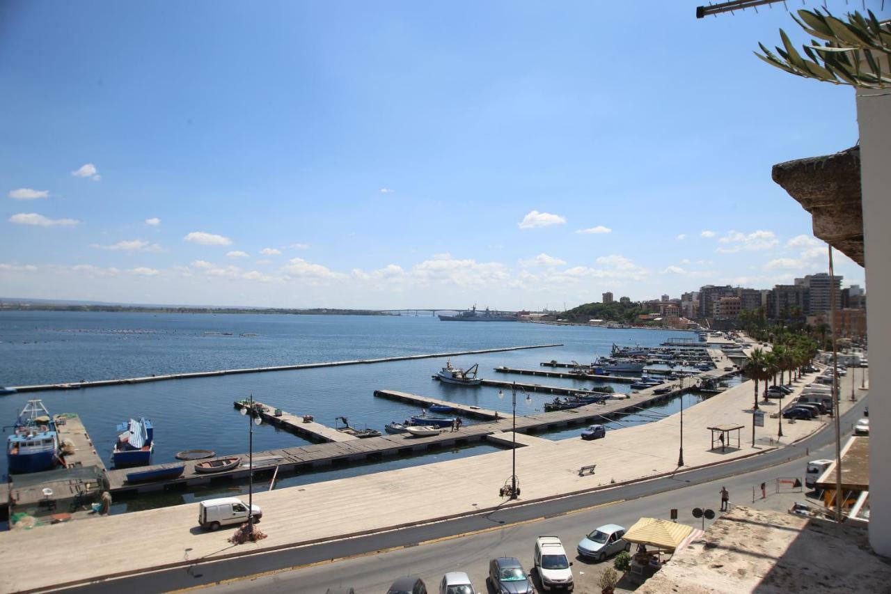 Don Alfredo Bed & Breakfast Taranto Bagian luar foto