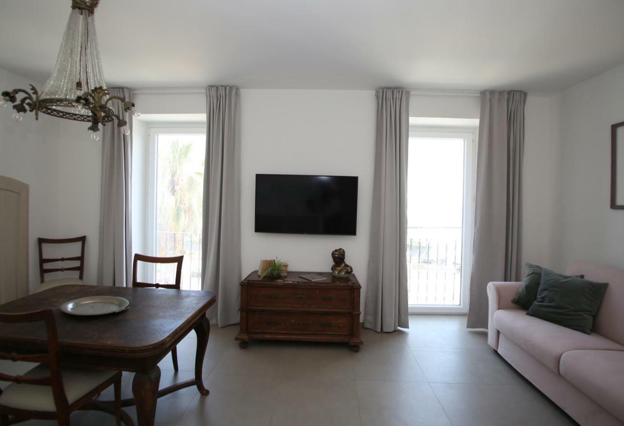 Don Alfredo Bed & Breakfast Taranto Bagian luar foto