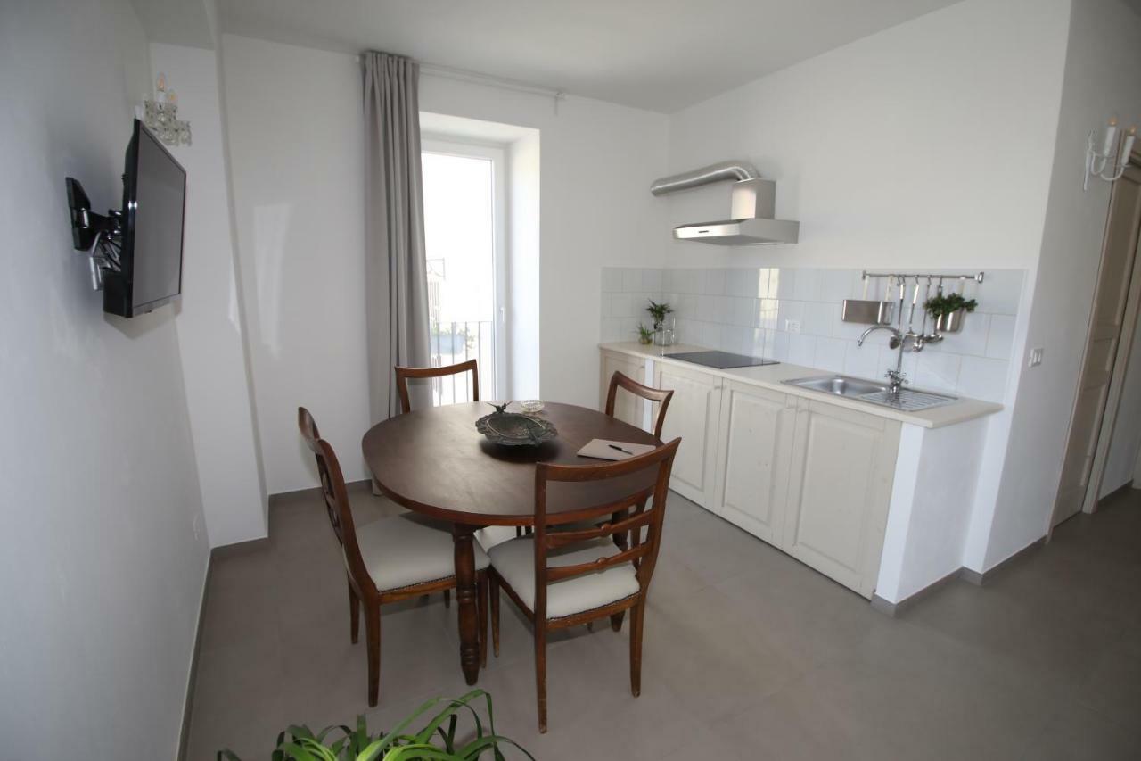 Don Alfredo Bed & Breakfast Taranto Bagian luar foto
